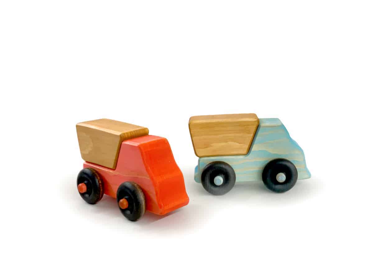 Small dump store truck toy